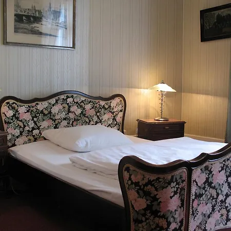 Hotel Askanischer Hof 3*