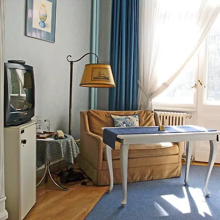 Hotel Askanischer Hof 3*